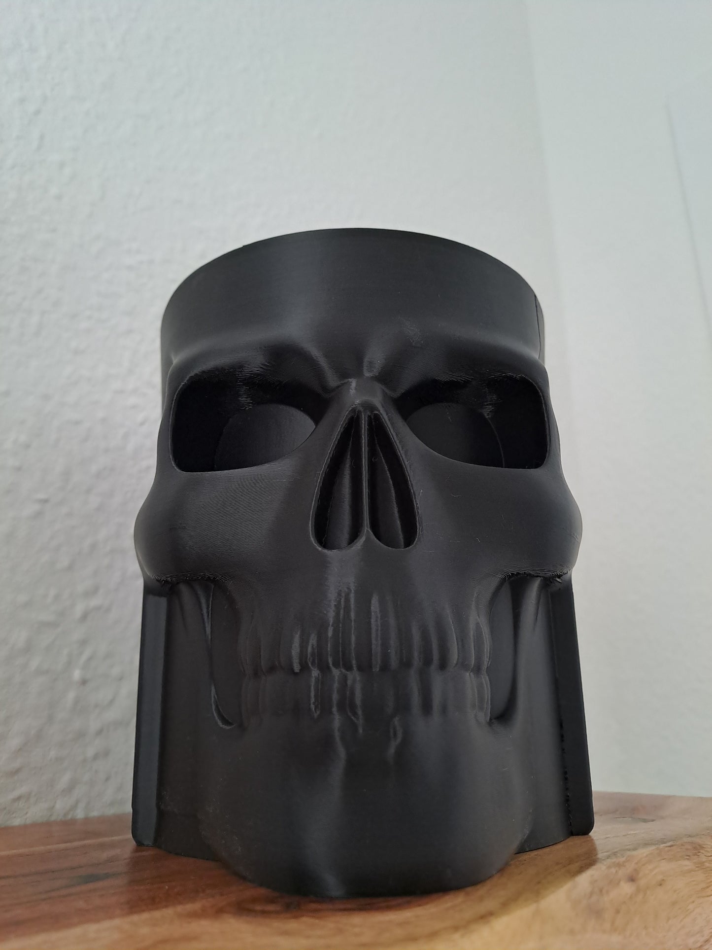 3D Printed Skull Bottle Holder