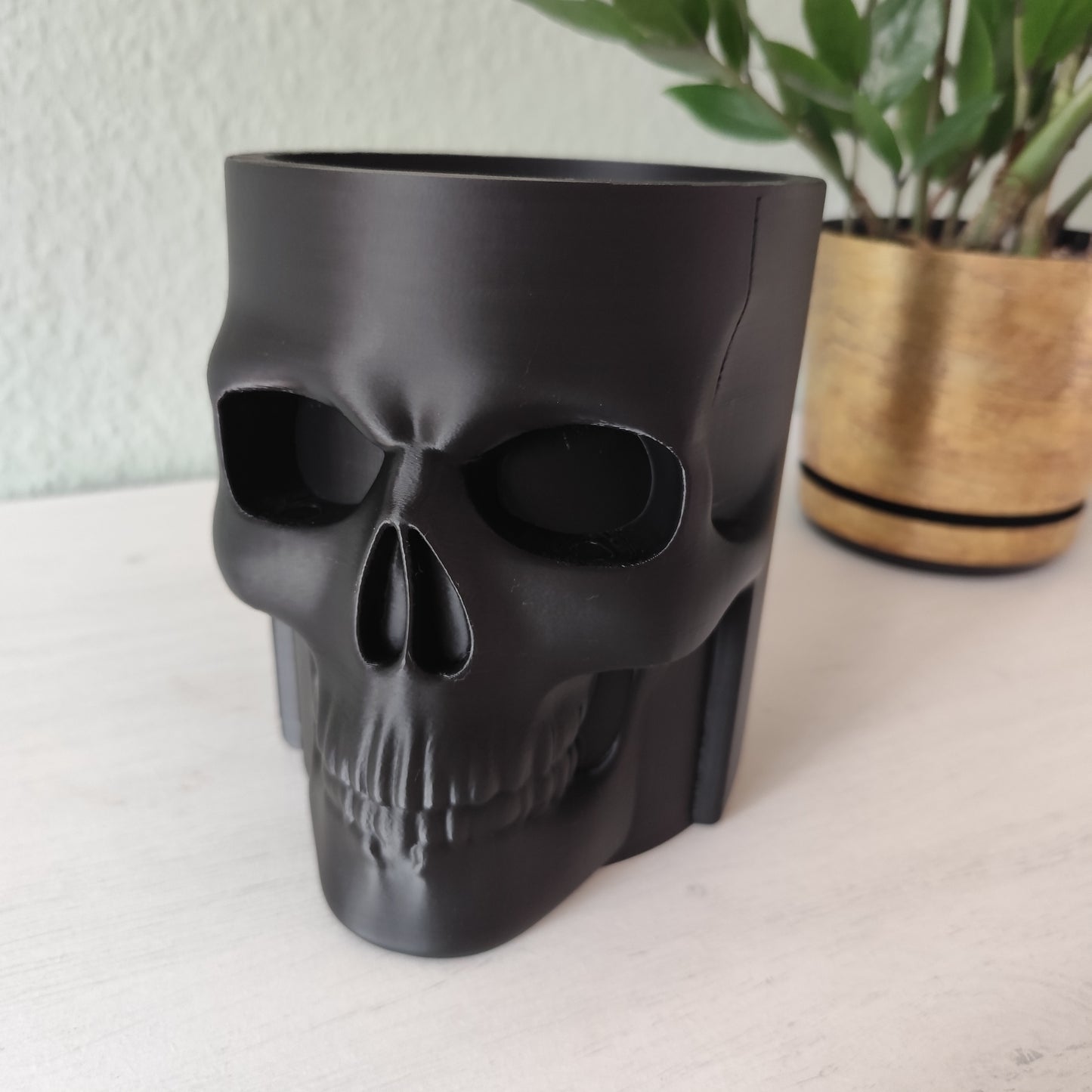 3D Printed Skull Bottle Holder