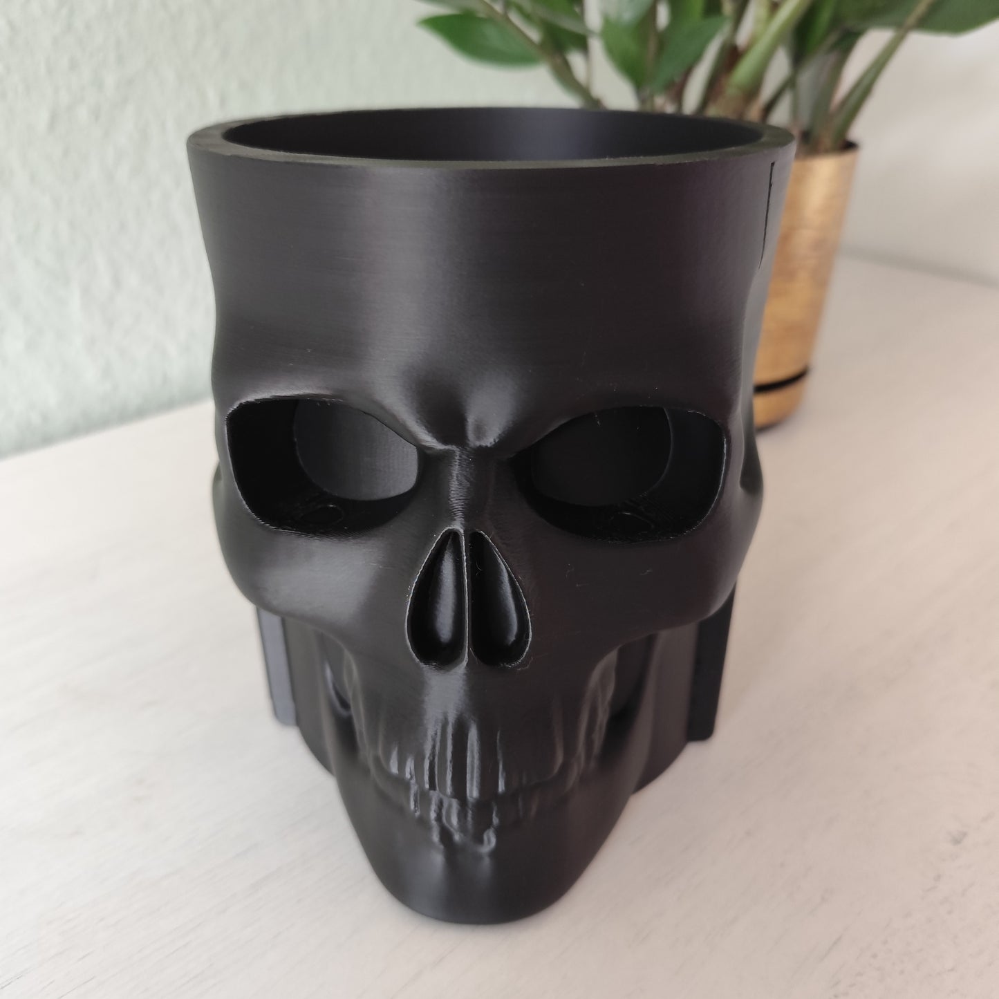 3D Printed Skull Bottle Holder