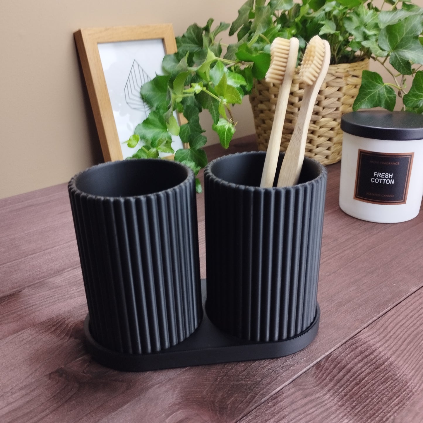 3D Printed His and Hers Toothbrush Holders